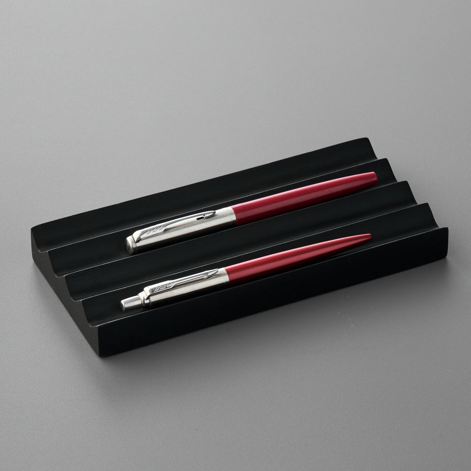 Black Zigzag Tray