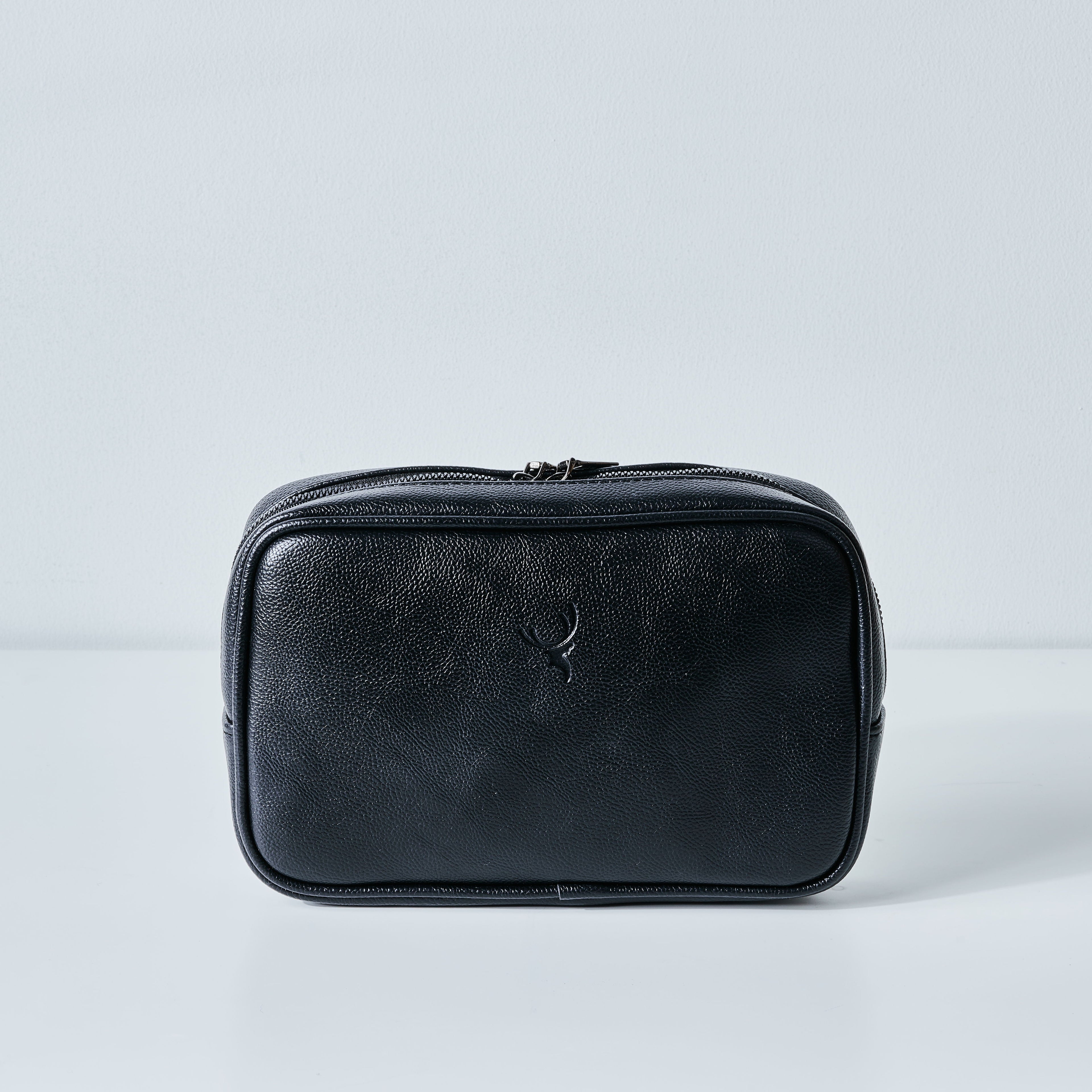 Black Dopp Kit